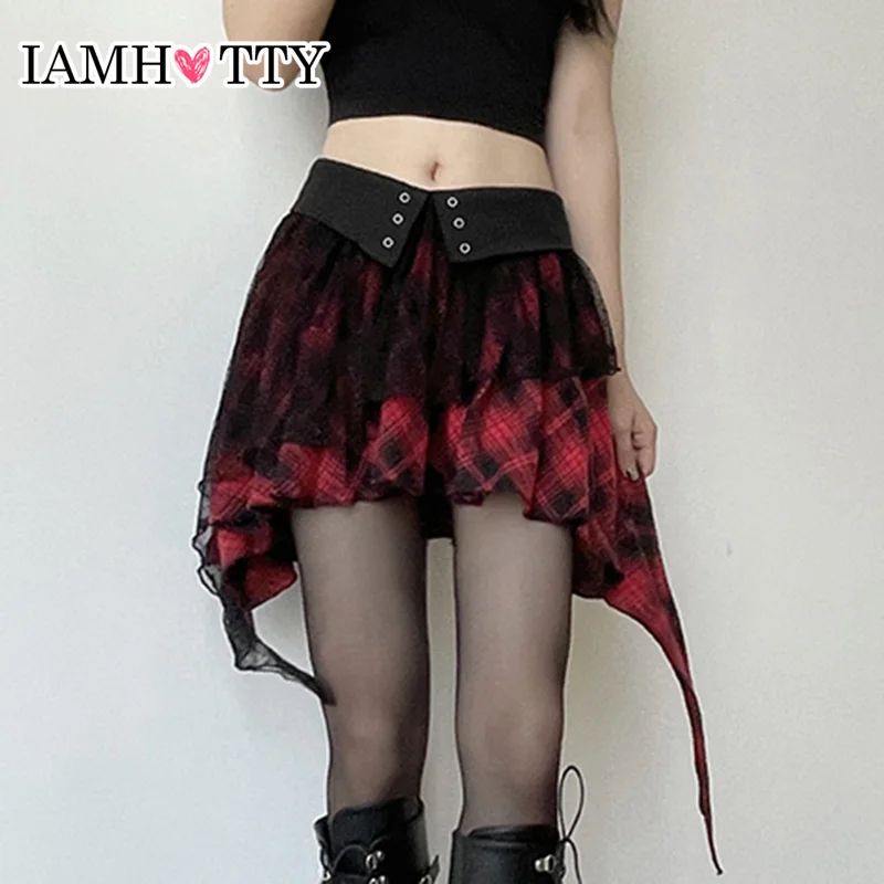 

IAMHOTTY Gothic Red Plaid Asymmetrical Mini Skirt Christmas Halloween New Year Festival Lace Patchwork High Waist Skirts Street