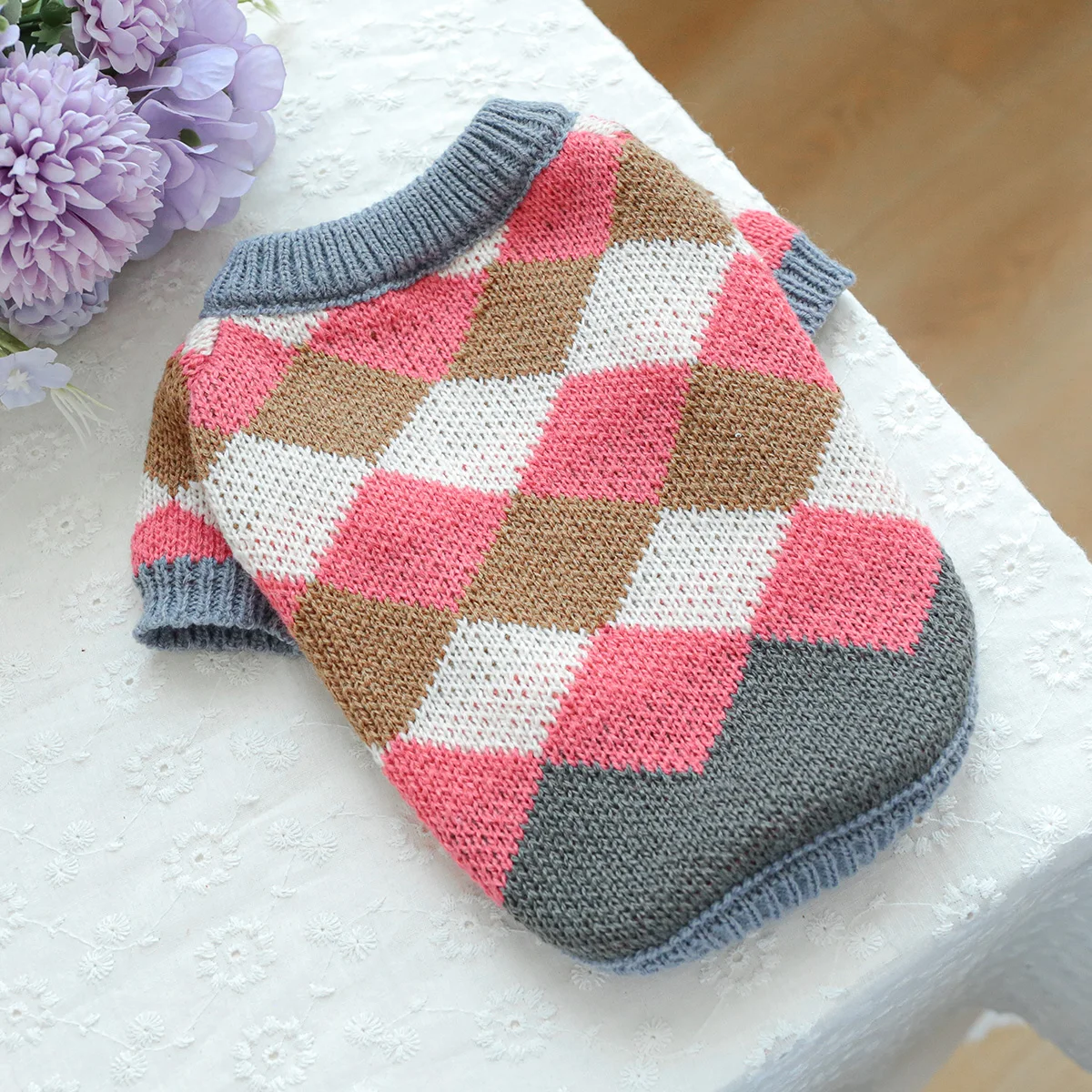 1PC Pet Clothing Cat Autumn/Winter Hoodie Pink Caling Grid Sweater Suitable for Small and Medium sized Dogs