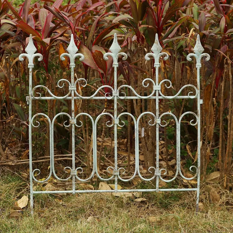 Outdoor garden flower bed partition fence fence baffle fence courtyard rose flower stand clematis pergola wrought iron