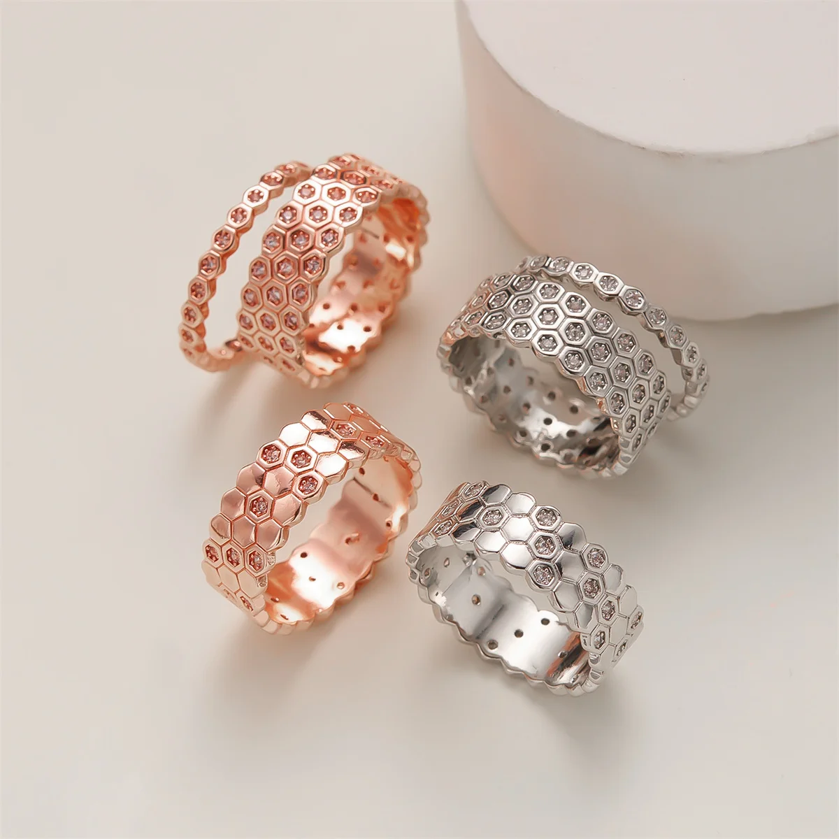 Minimalist Luxury Inlaid Zircon Honeycomb Rings For Women Fashion Geometric Hexagon Stacking Finger Rings Wedding Party Jewelry