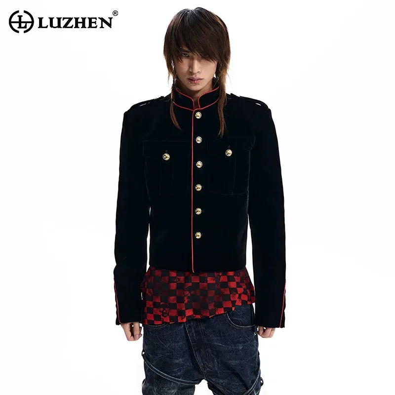 LUZHEN 2026 New Stripe Outline Buttoned Decorate Stand Neck Short Jacket Men's Fashion Handsome High Quality Velvet Coat JY9237