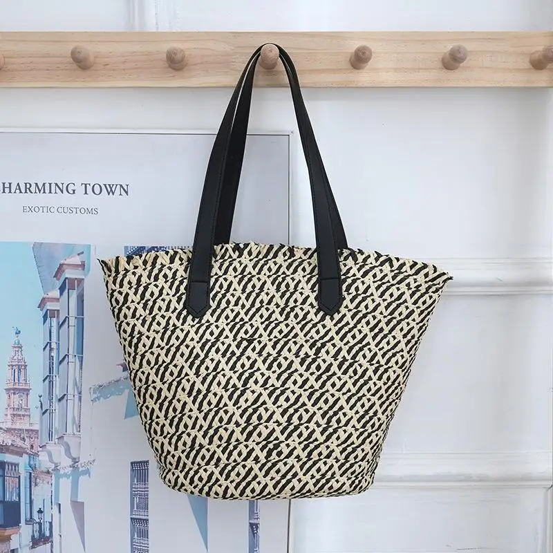 

2024 New Women Braided Basket Shoulder Bags Fashion Large Capacity Straw Bags Summer Casual Holiday Beach Bag Shopper Handbags