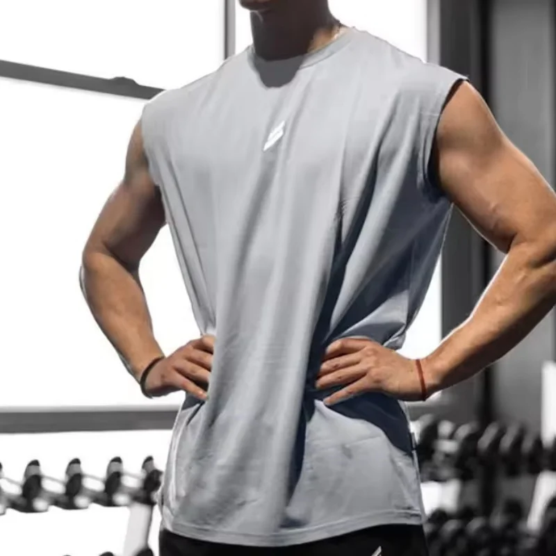 2026 Camiseta deportiva sin mangas para hombre, chaleco de secado rápido, traspirante, ampia, per allenamento, Verano