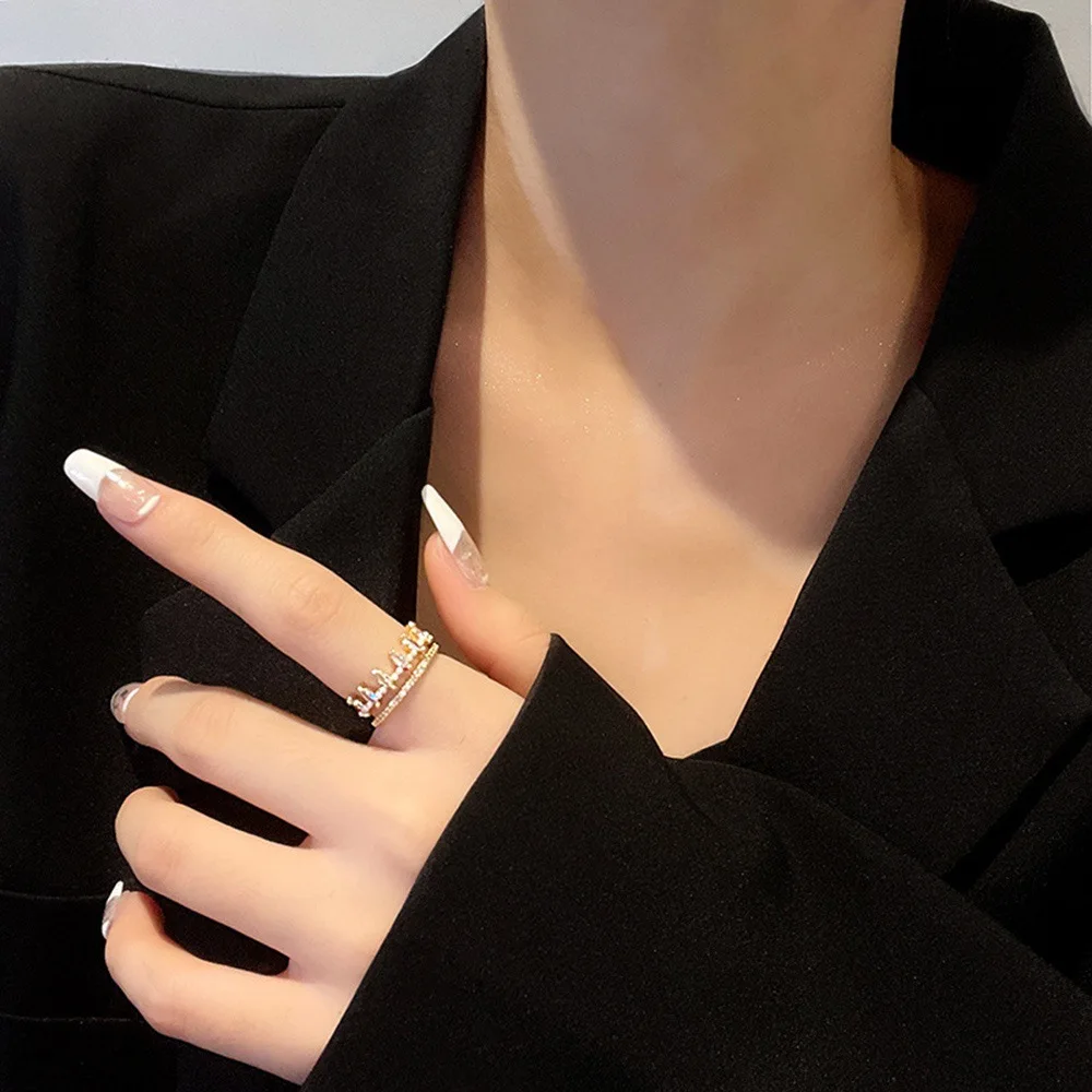 Korean New Luxury Golden Copper Zircon Rings Sparkling Zircon Princess Crown Ring for Women Girl Fine Jewelry Wedding Gifts