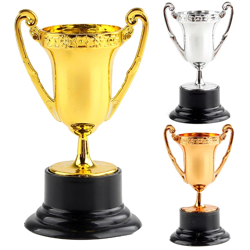 1PC Plastic Trophy Toys Children's Sports Day School Matches Prop Plastic Winner Trophies Childrens Award Toys DIY Decoration