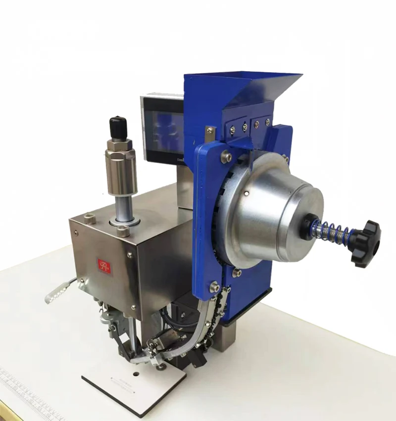 

Plastic Button Riveting Machine - Small Garment Buttoning Machine RN-DKJS