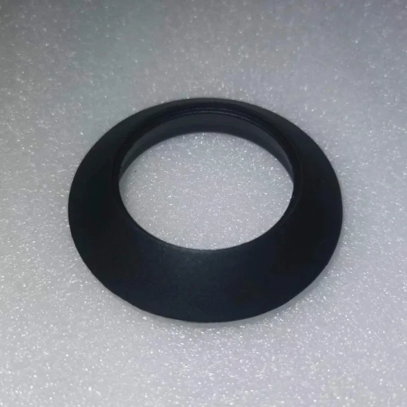 1Pcs High-quality Fuel Filler Neck Rubber Seal Grommet #WLR000020 For Land Rover Defender Discovery 1 2 07-16 Replacement Part