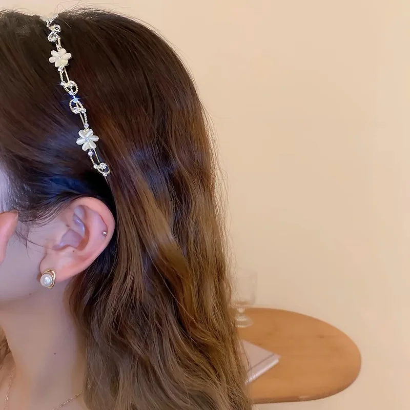 AWAYTR New Fashion Multiple Luxurious All-match Rhinestones Hairbands Red Love Heart Headband for Women Girl Hair Accessories