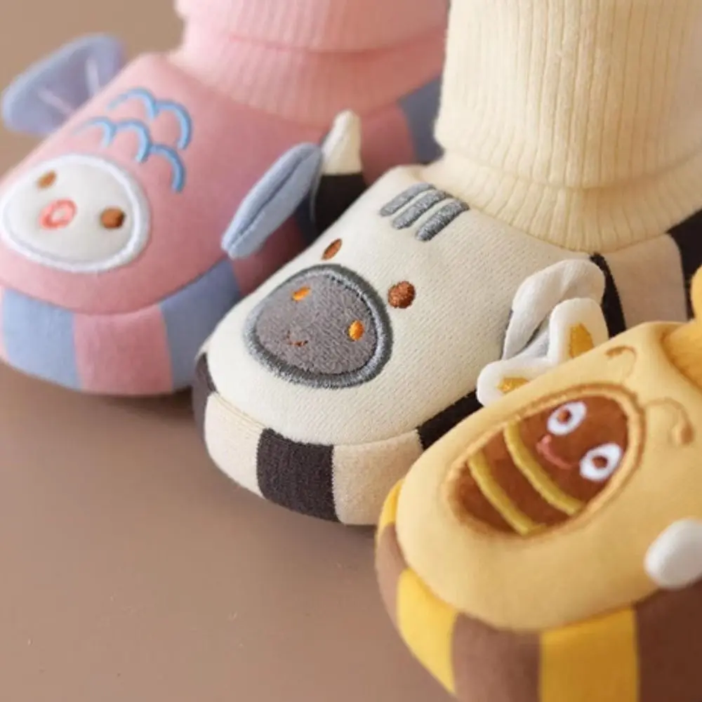 Soft Rubber Sole Baby Walker Shoes Non-Slip Cartoon Design Baby Socks Shoes Breathable Wear-resistant Infant Shoes