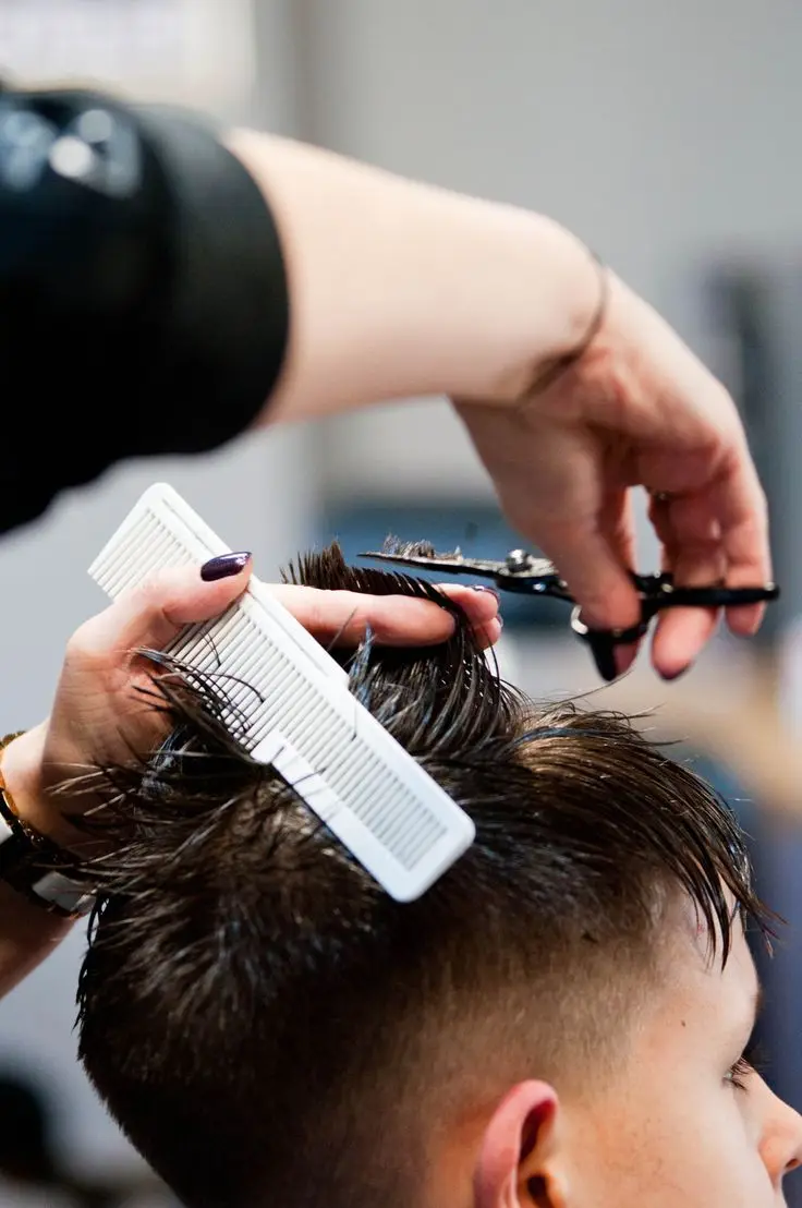 Hair Cutting Service OtHher image 3