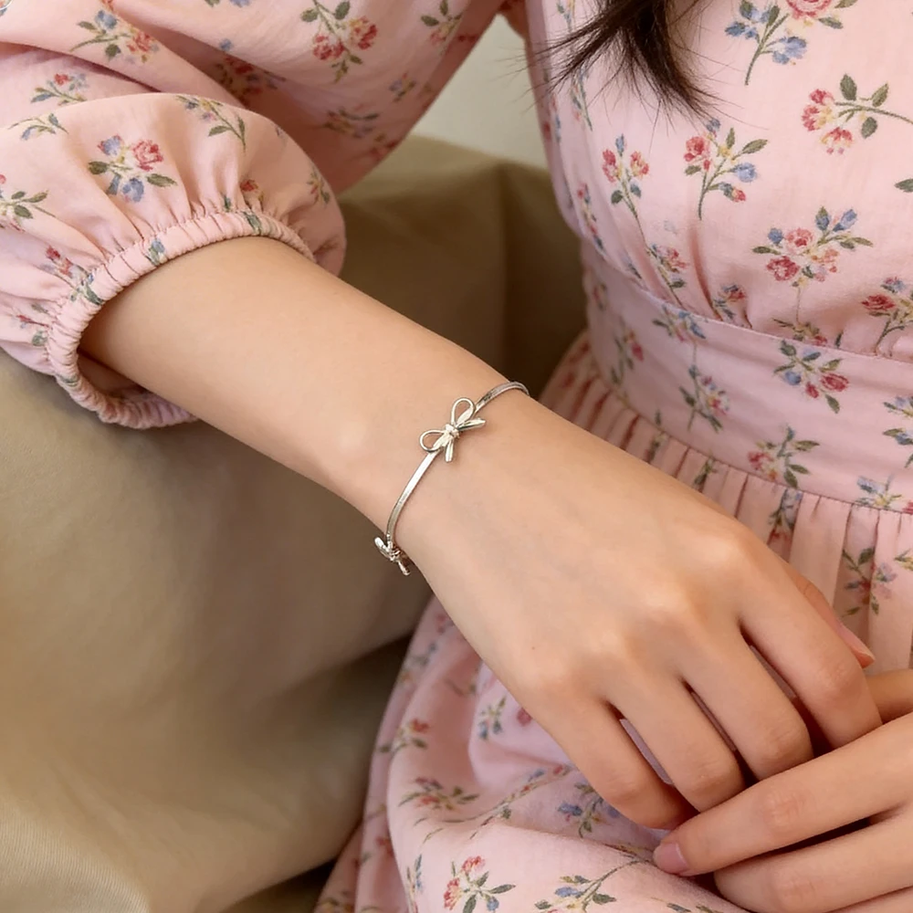 Bowknot Snake Bone Chain Bracelet for Women Sweet Sparkling Delicate Ribbon Design Minimalist Silver Fashion Jewelry Gift