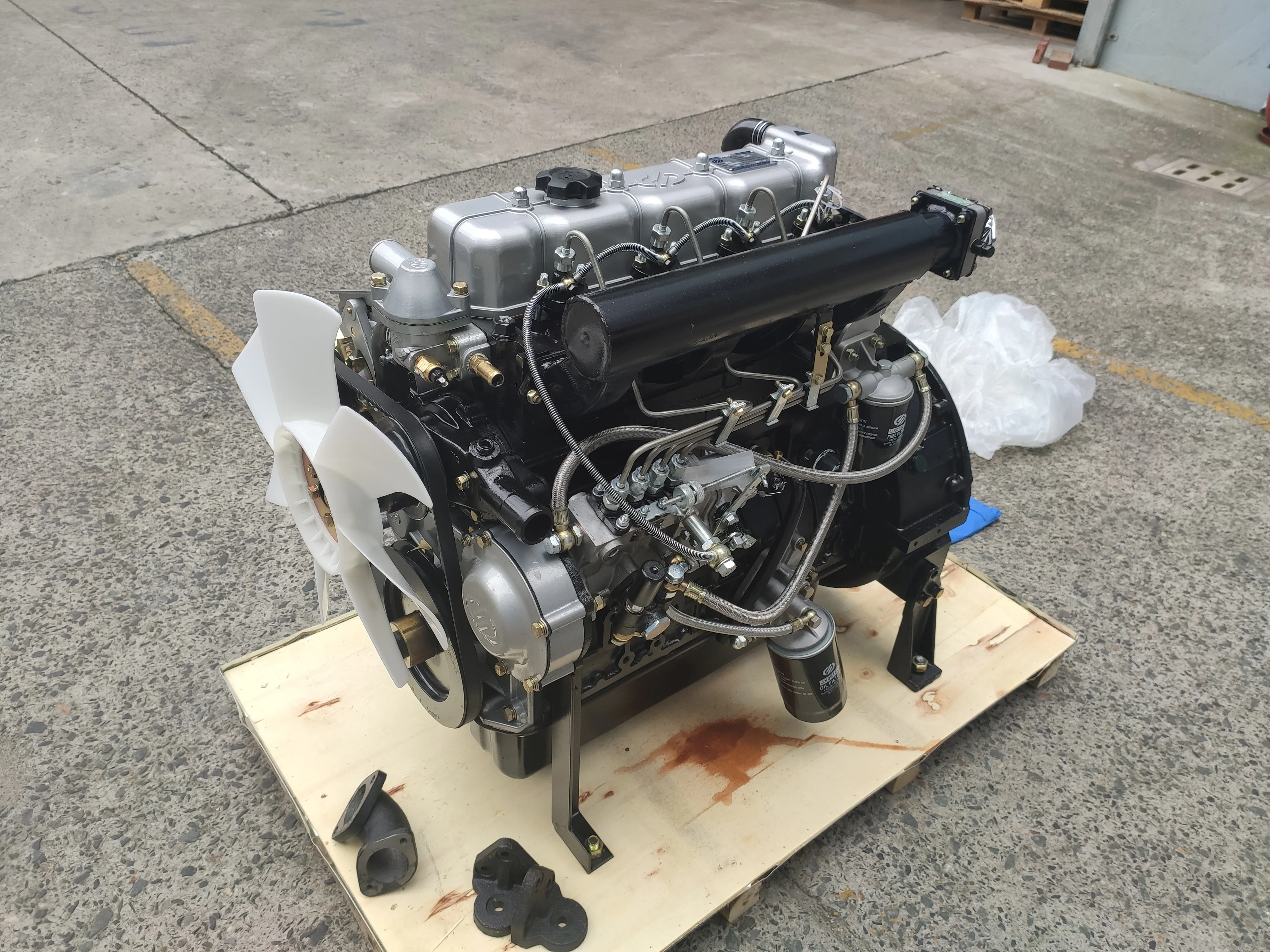 Brand New 4100D Genset Engine 4 Cylinders 30kw YANGDONG Y4100D Engine