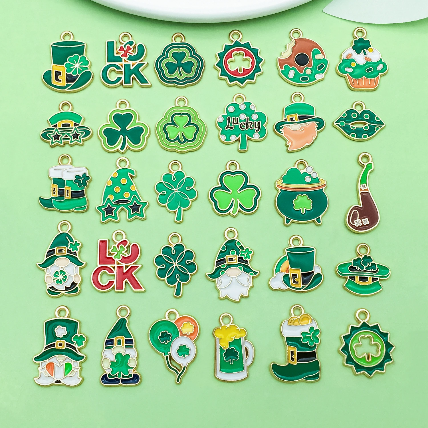 10/30pcs Green St. Patrick's Day Charms Alloy Irish Four Leaf Clover Pendants for DIY Bracelet Necklace Jewelry Making Accessory