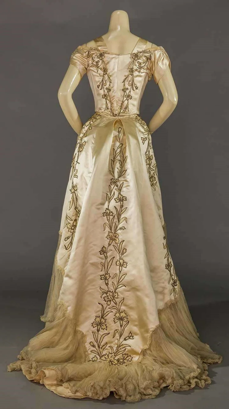 1890s فستان الزفاف الفيكتوري الإدواردي دوقة بعد الظهر فستان الملكي الأميرة الشاي حفلة الحرب الأهلية جنوب حسناء الكرة ثوب