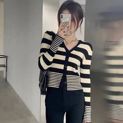 High end striped sweater with small fragrant style short top for women's early autumn knitting base cardigan