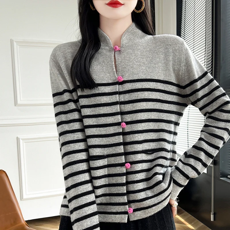 

Осенний новый вязаный кардиган из 100% мериносовой шерсти, женский свободный полосатый пиджак с воротником-стойкой, модная рубашка большого размера с карманами