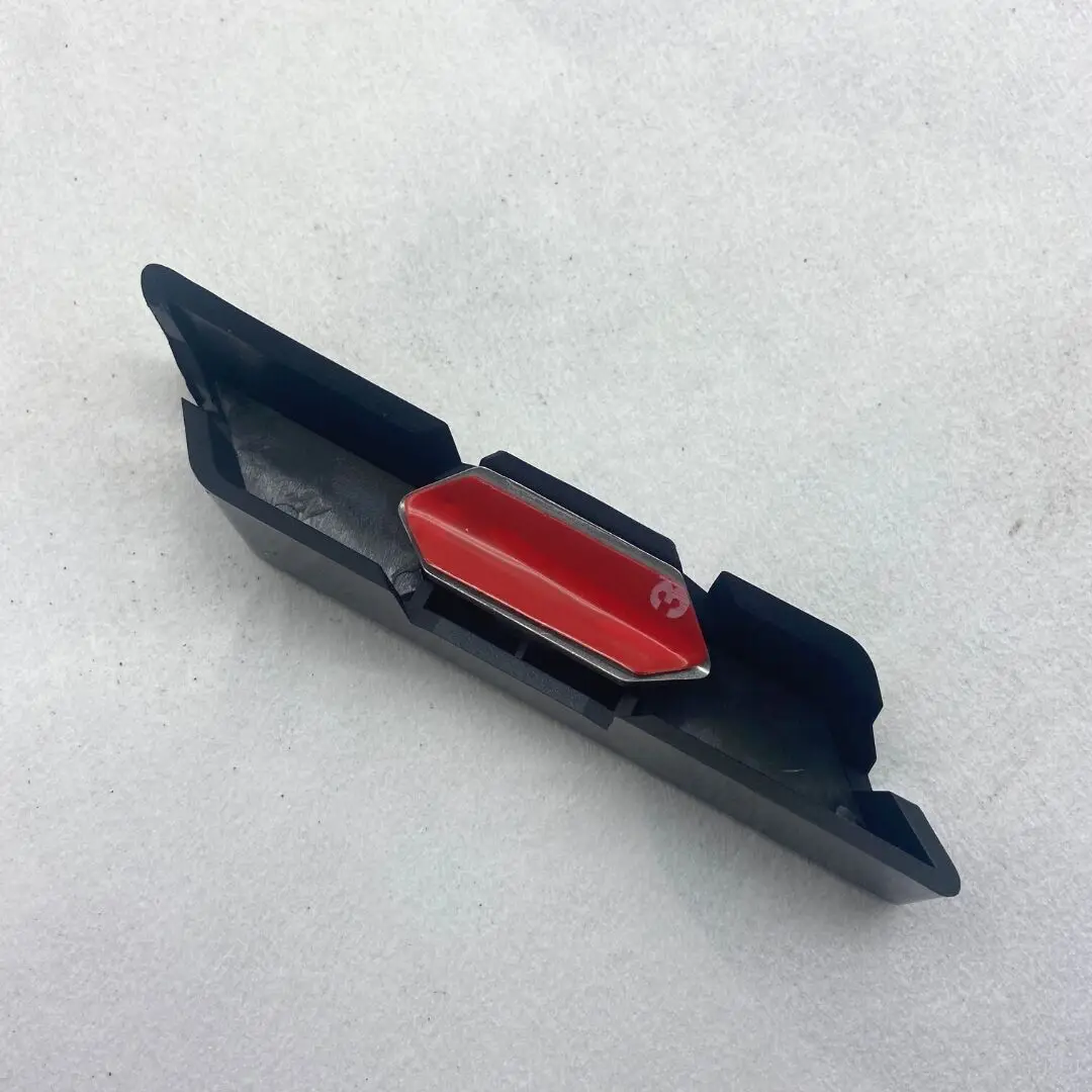 Auto parts High quality Grille modified CTCC red logo For Dongfeng DFM fengshen AEOLUS YiXuan