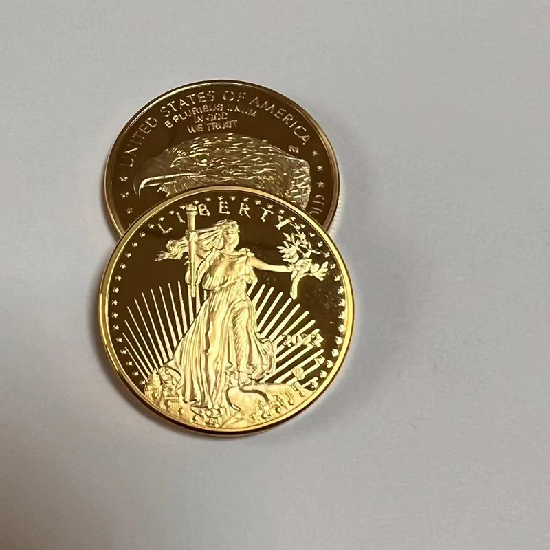 الحرية غير المغناطيسية 2022 عملة تذكارية على شكل نسر مطلية بالذهب #6