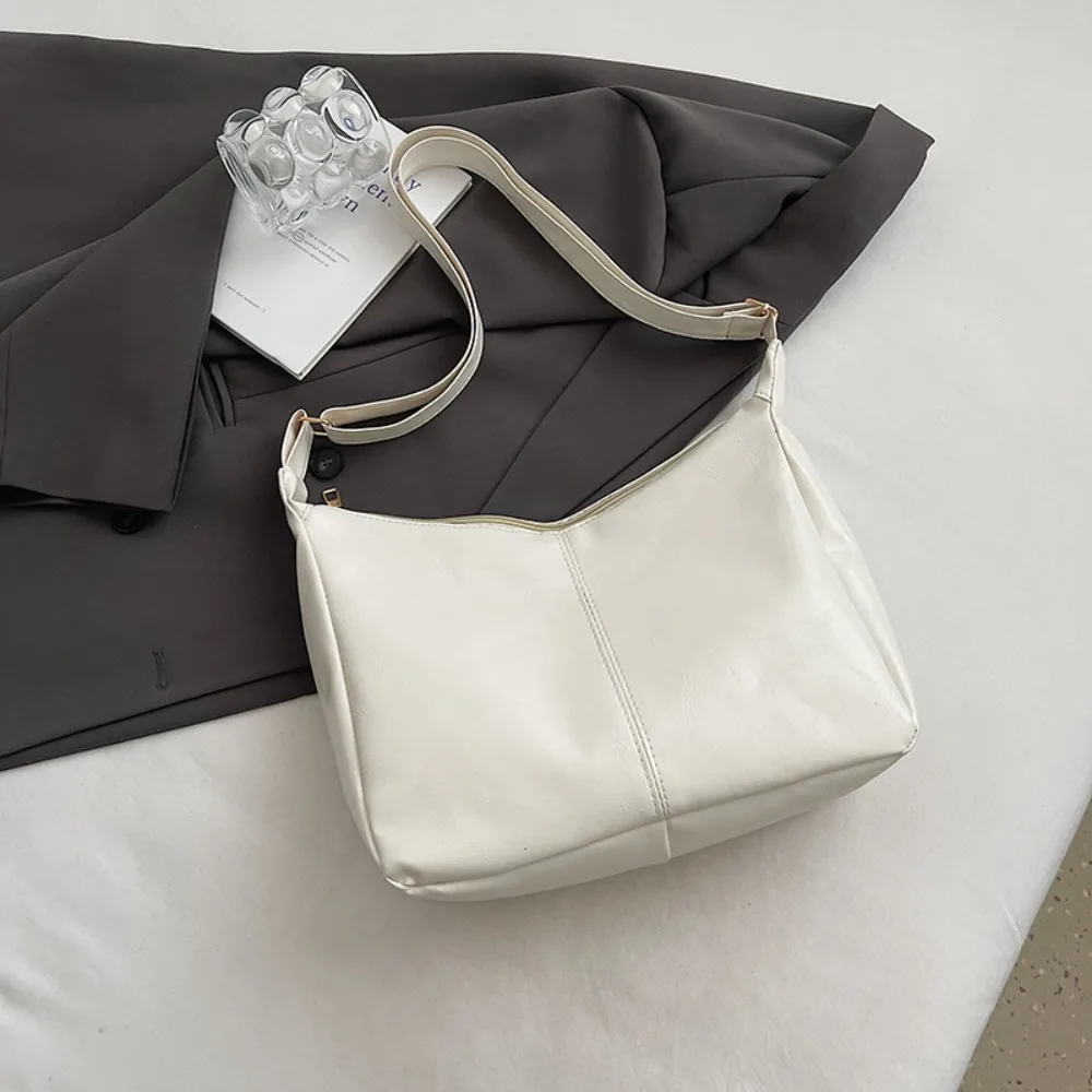 

Simple Designer Shoulder Bag Vintage Large Capacity Cross Body Bag Casual PU Leather Tote Bag for Women