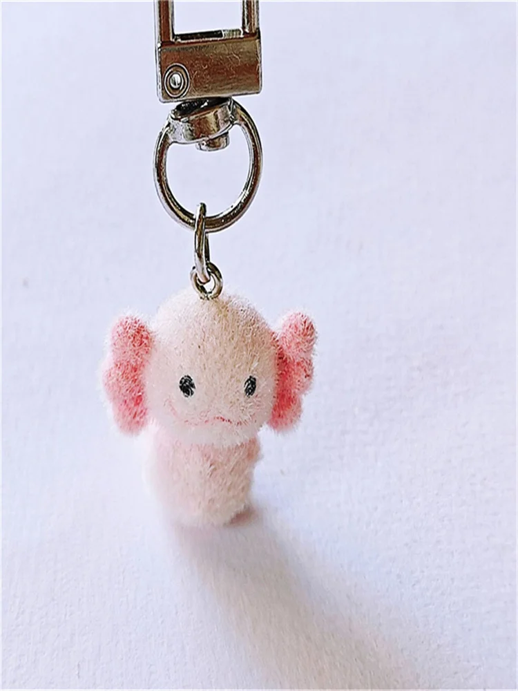 Śliczny flokowany brelok do kluczy 3D Axolotl Flokowany różowy axolotl Para Telefon komórkowy Brelok do kluczy samochodowych Słuchawki Plecak Charms Bag Decor — zdjęcie 2