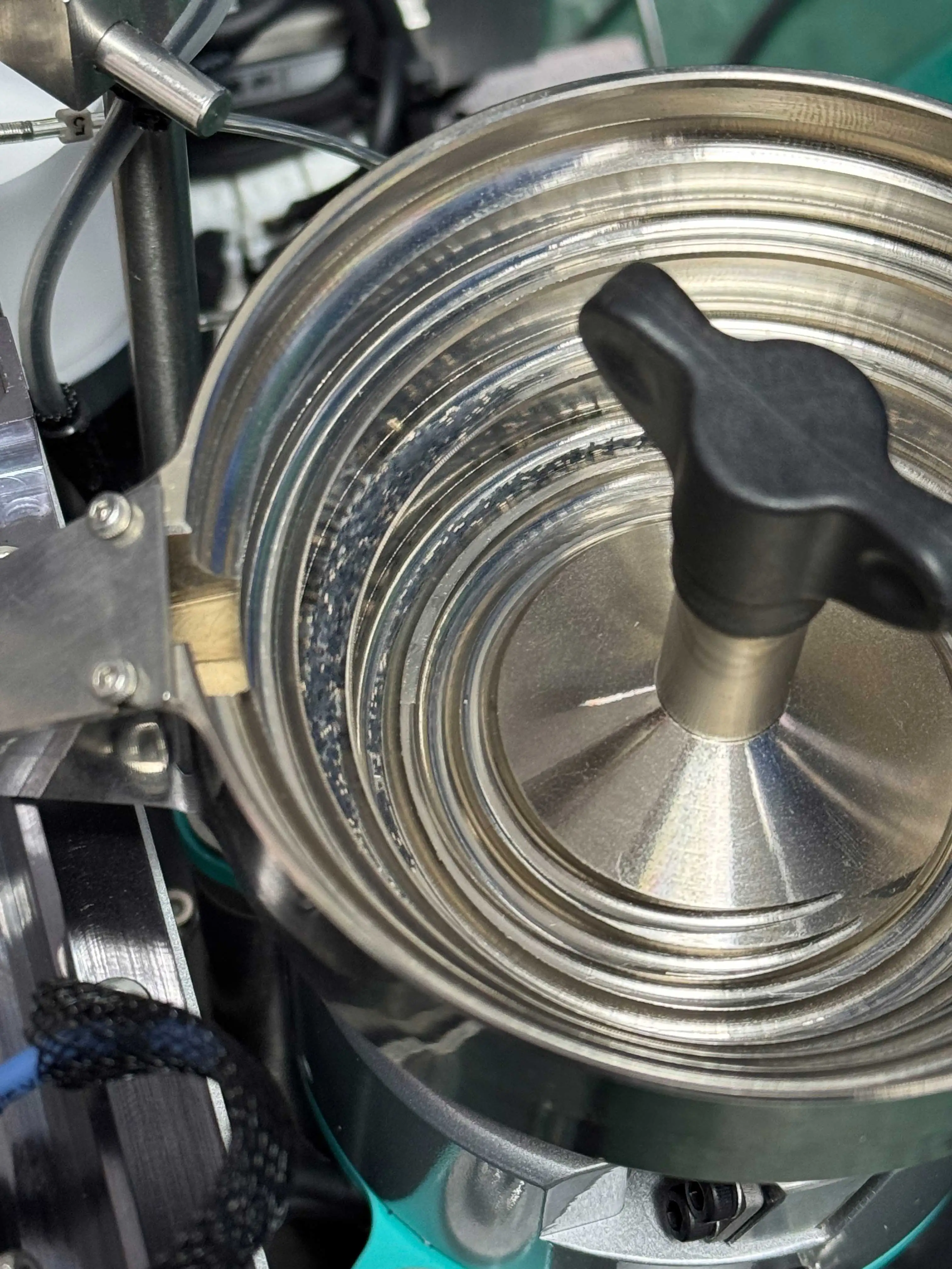 Hochpräziser, werkseitig rotierender, vibrierender Futternapf, linearer Futternapf mit Controller