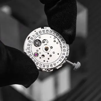 8215 機械機芯 NH34/NH35 21鑽自動上鍊機芯 GMT日期雙曆調校 精準腕錶配件 日期顯示於3點鐘位置 12 最佳銷售 8215機芯 - №3