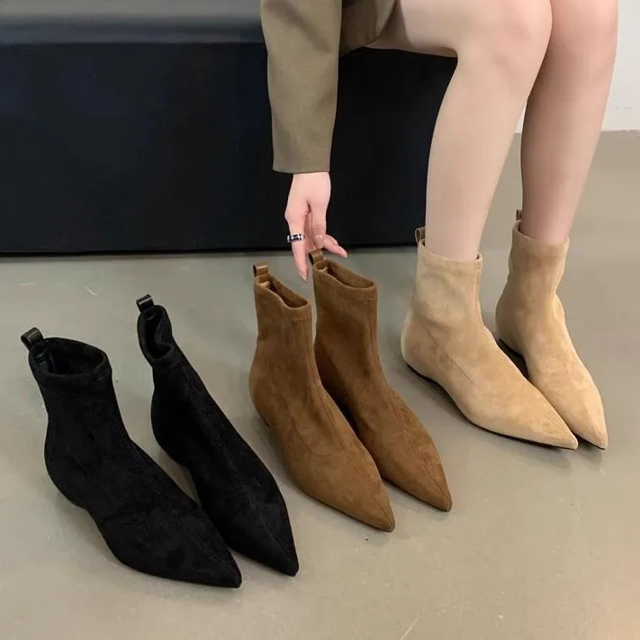 Women's boots 2025 autumn and winter simple frosted suede flat bottom with elevated temperament pointed and slim short boots