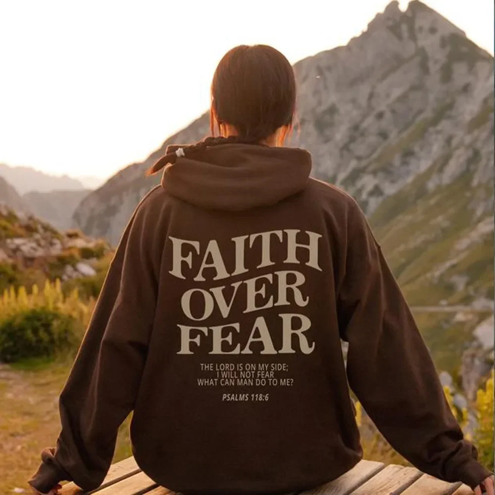 La última tendencia de las sudaderas con capucha casuales de moda juvenil, la fe supera el miedo, sudadera con capucha de estilo callejero con estampado neutro