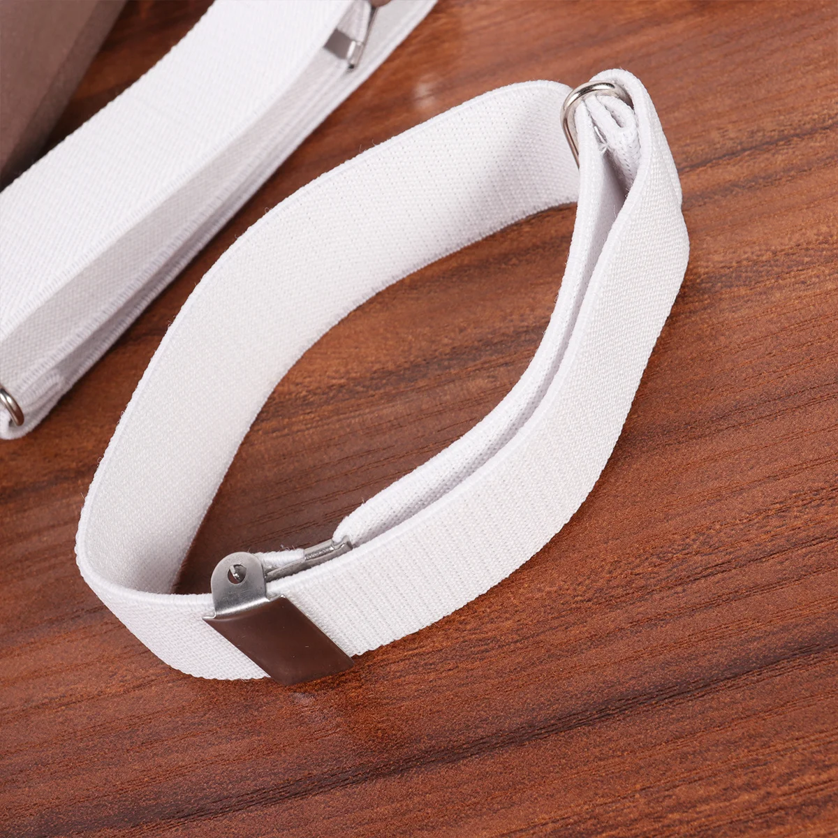 

1 пара рубашек, нерегулируемая повязка на руку из чинлона, кофе, прочная противоскользящая рубашка премиум-класса, ремень для мужчин и женщин, офисное использование