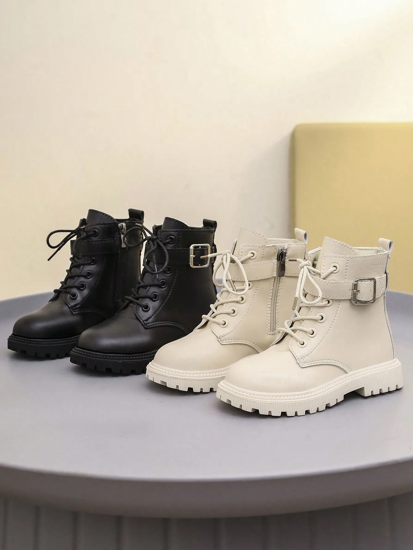 1 Pair Plus Size Kids Roman Boots, Solid Color Lace-Up With Hook And Loop Design, Round Toe Flat Bottom Non-Slip Comfortable Cute Mid-Calf Boots, Suitable For 3-12 Years Old Boys And Girls, Daily Outdoor Autumn/Winter New Style