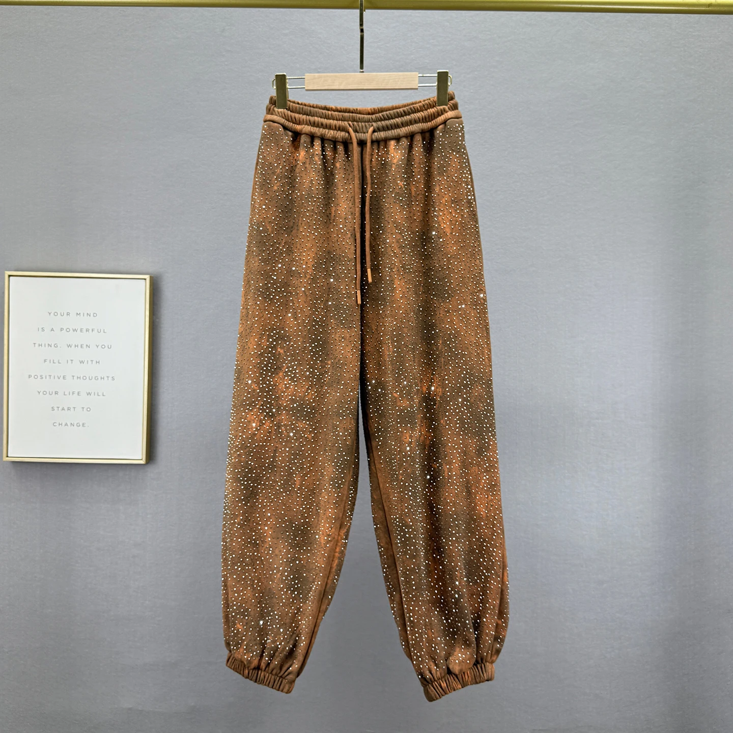 

Утепленные повседневные брюки на флисовой подкладке для женщин, новинка зимы 2025 года, свободные утягивающие брюки-джоггеры с высокой талией и звездным небом со стразами