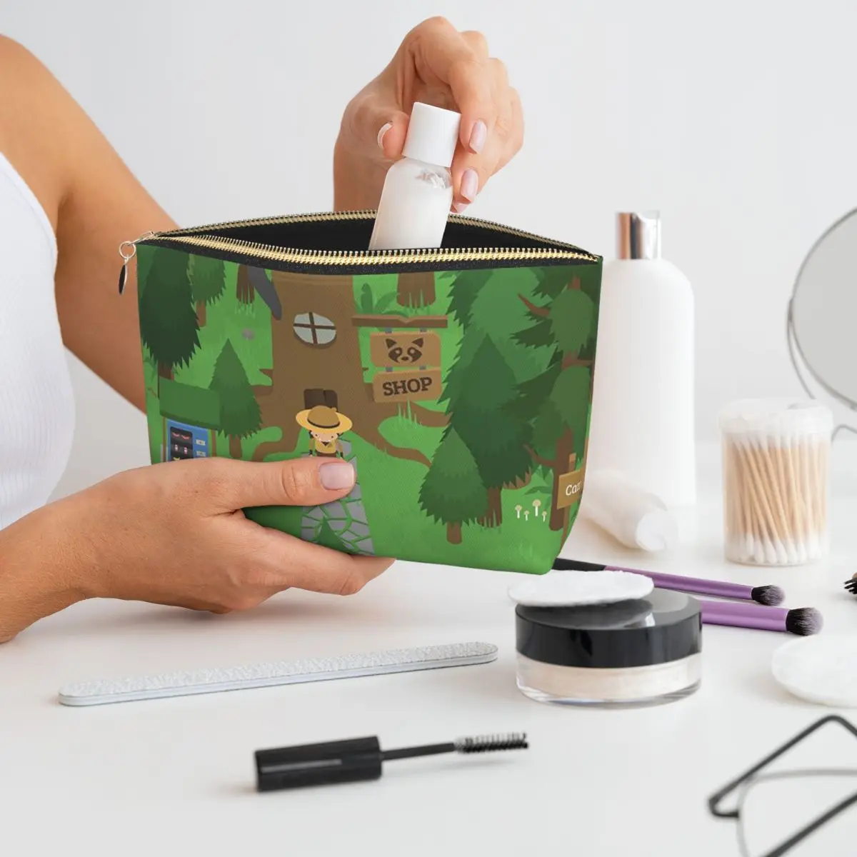 

Sneaky Sasquatch Women Cosmetic Bags Travel Makeup Organizer Pouch Toiletry Storage Dopp Kit Box