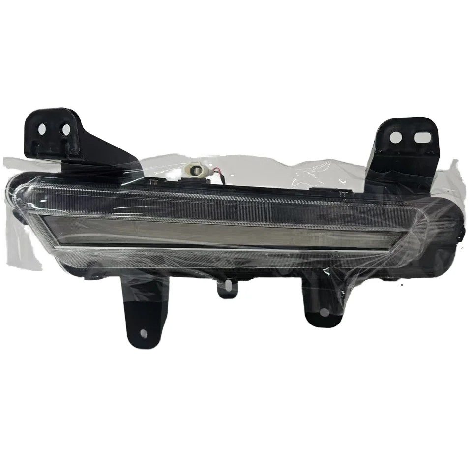 Правый бампер Geel SX11 с дневными ходовыми огнями новый 7054024800/8891790250