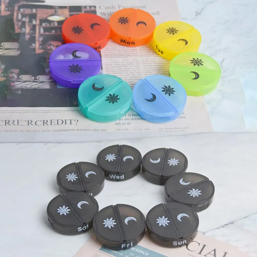 

7-дневный органайзер для таблеток из искусственной кожи, контейнер для лекарств, отсеки для AM/PM, радужная коробка для таблеток, портативная пыленепроницаемая ежедневная коробка для таблеток для дома