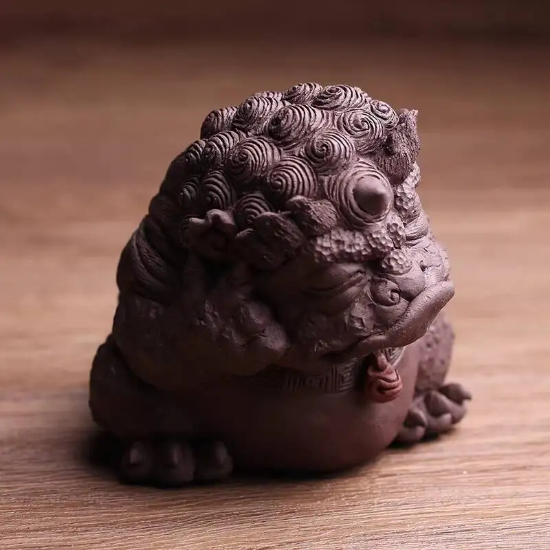Yixing Purple Clay Pet Ornament, Wealth-Attracting Pixiu, Fully Handmade By Renowned Artist Liu Zuiming, Premium Accessory, Can