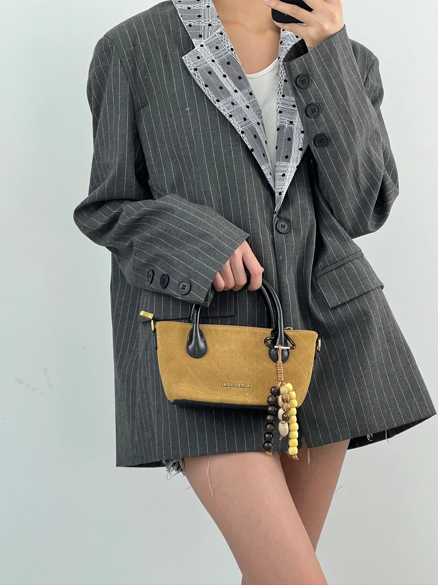 

Adjustable Suede Crossbody Handbag for Women Elegant Shoulder Bag for Party High Quality Artificial Material