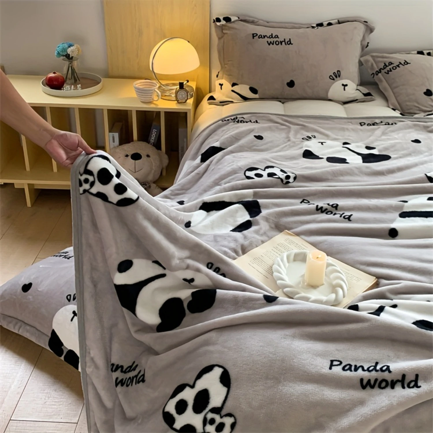 1 manta de terciopelo con estampado de Panda bonito, manta suave y cálida para siesta, sofá, oficina, cama, Camping, viaje, multiusos