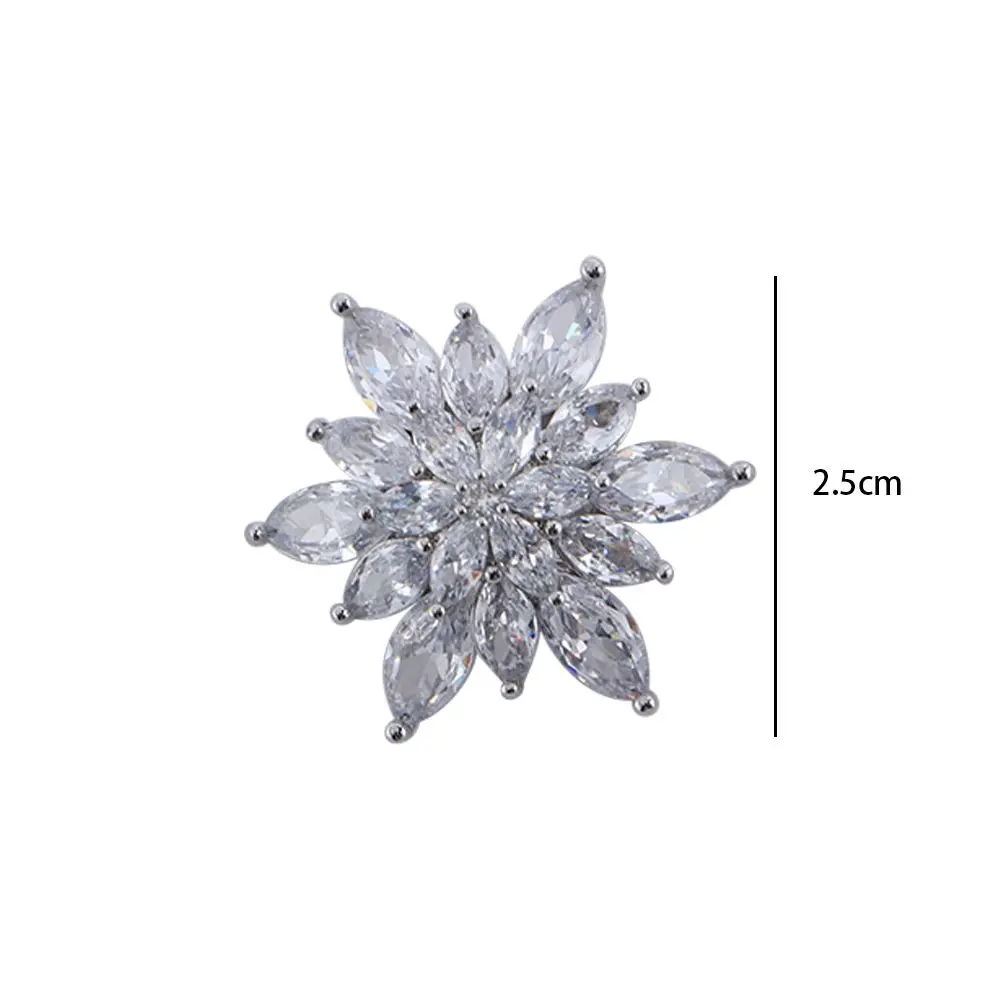 Sweater Shining Lady Snowflake Christmas Flower Fashion Accessories Women Jewelry Zircon Brooches Brooch Pins image 6