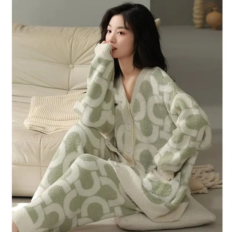 

Coral Velvet Pajamas New Can Be Worn Outside Sleepwear Women Autumn Winter Cashmere and Thick Can Wear Warm Home Clothing Set