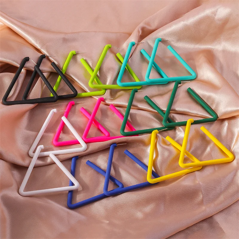 Aihua Fashion Geometrische Persönlichkeit Neon Acryl Großer Herz-Creolen-Ohrring für Damen Koreanischer Hohl-Dreieck-Stern-Ohrring Schmuck – Detail 6