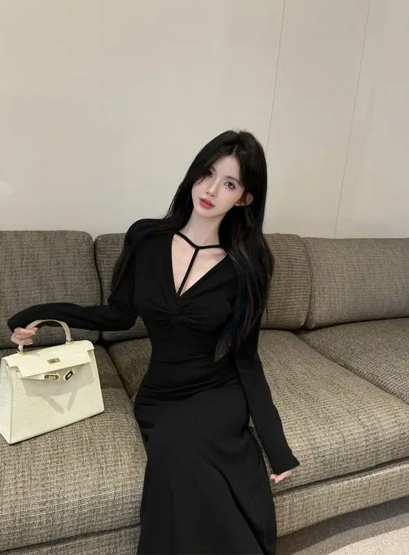 Robes à manches longues femmes robe tricotée femme automne Modal grisâtre bleu demi-col roulé smockage plissé ceinture Preppy Chic