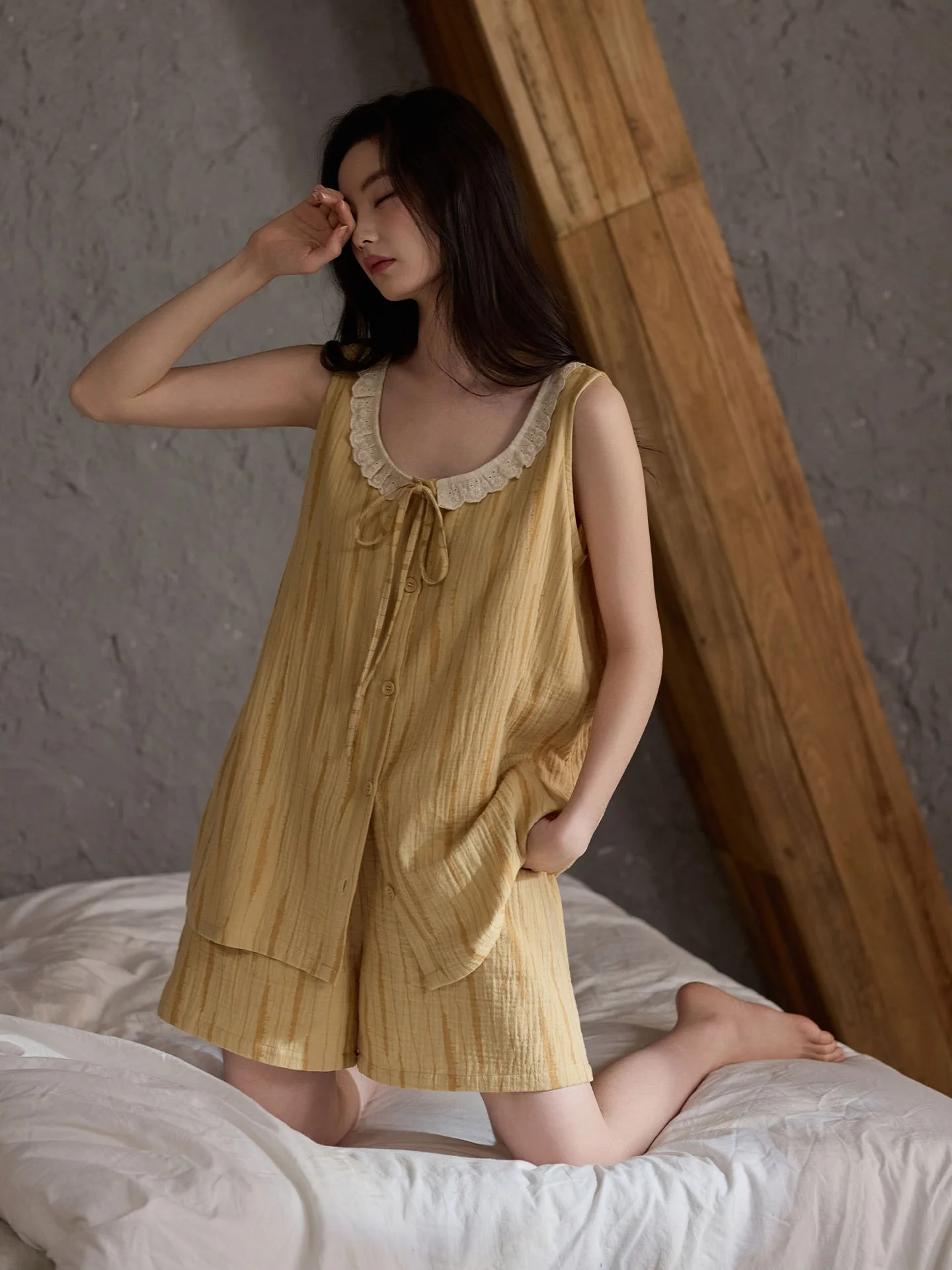 completo-intimo-estivo-da-donna-in-puro-cotone-con-sensazione-fresca-canotta-sottile-con-spalline-e-pizzo-imbottitura-sul-petto-traspirante-e-confortevole