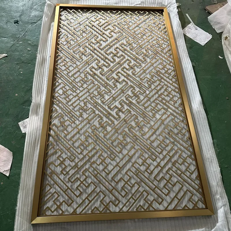 New Chinese Style Hotel Entrance Metal Screen Partition Titanium Hollow Aluminum Grid Stainless Steel Swastika Decorative
