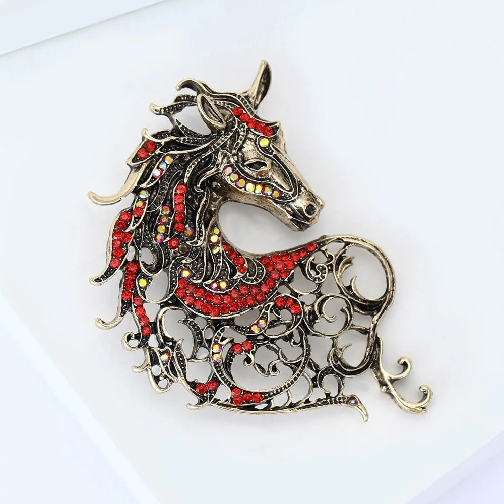 

Vintage Rhinestone Horse Head Brooches Casual Hollow Out Zodiac Animal Pins Jewelry Multi Color Metal Badge Pin for Women