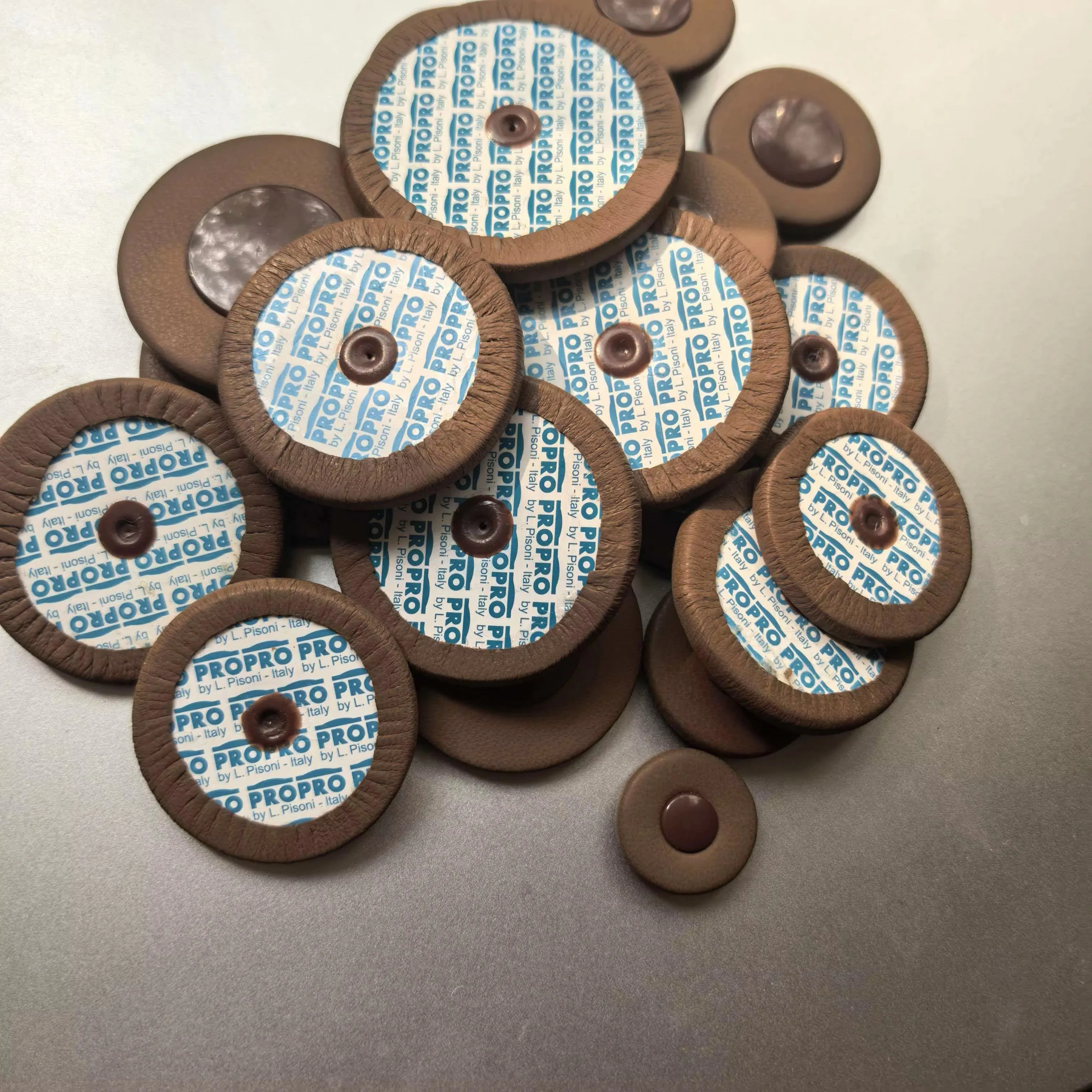 

Tenor Alto Saxophone Genuine Leather Pads Coffee-colored Maintenance Sheepskin Sound Hole Sealing Pads For Musical Instrumen