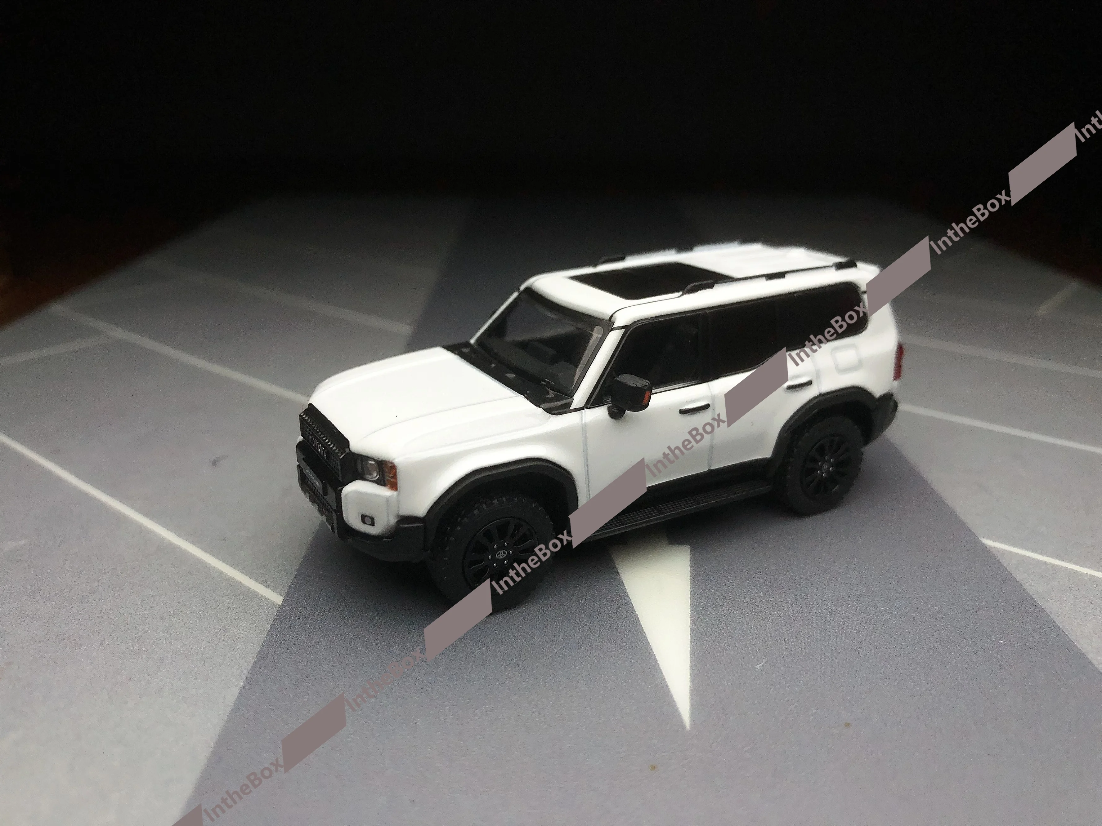 Model1 1:64 LC250 ORV Off Road Model Metal Diecast Model Car Collection Limited Edition Hobby Toys