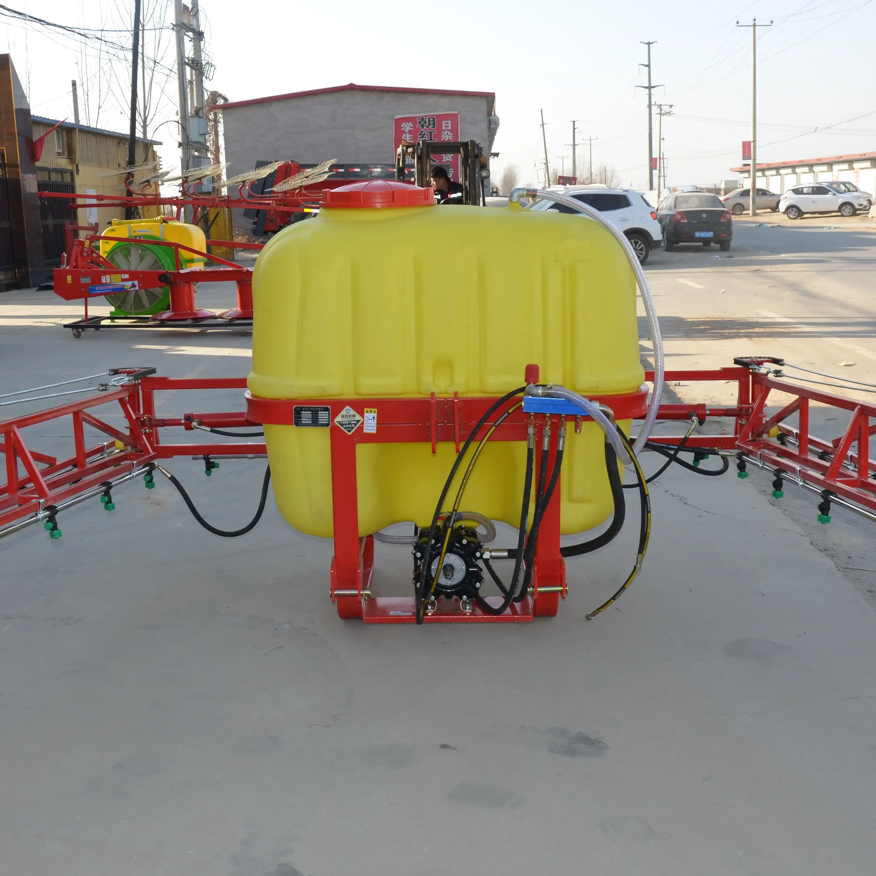 Efficient Agricultural Machinery 600 Litre Tractor Mounted Agricultural Arm Sprayer with 12m Arm