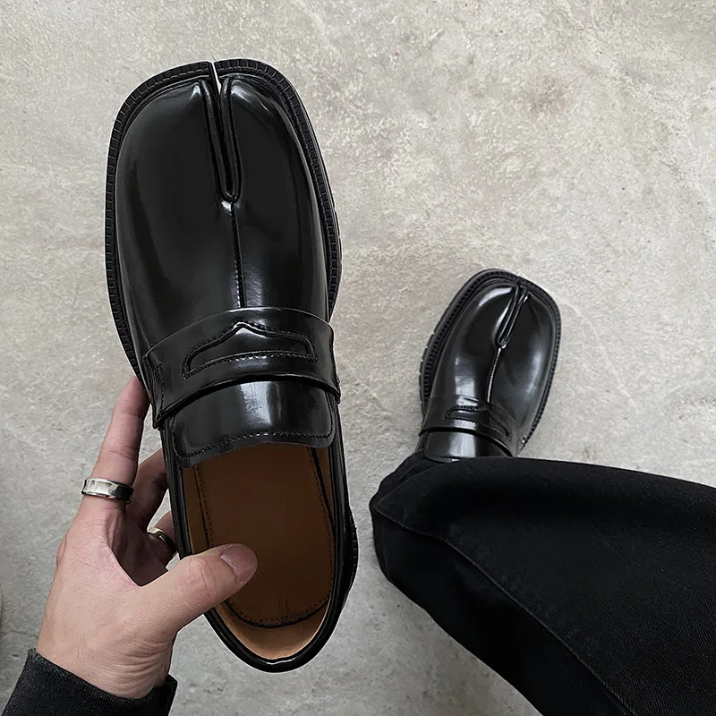 Maganda Tabi Schoenen Loafer voor heren en dames Casual leren schoenen met gespleten neus en dikke zool