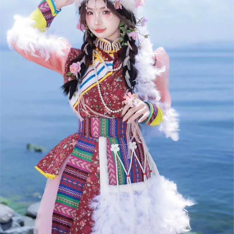 

National style clothing women improved new version of the feature photography