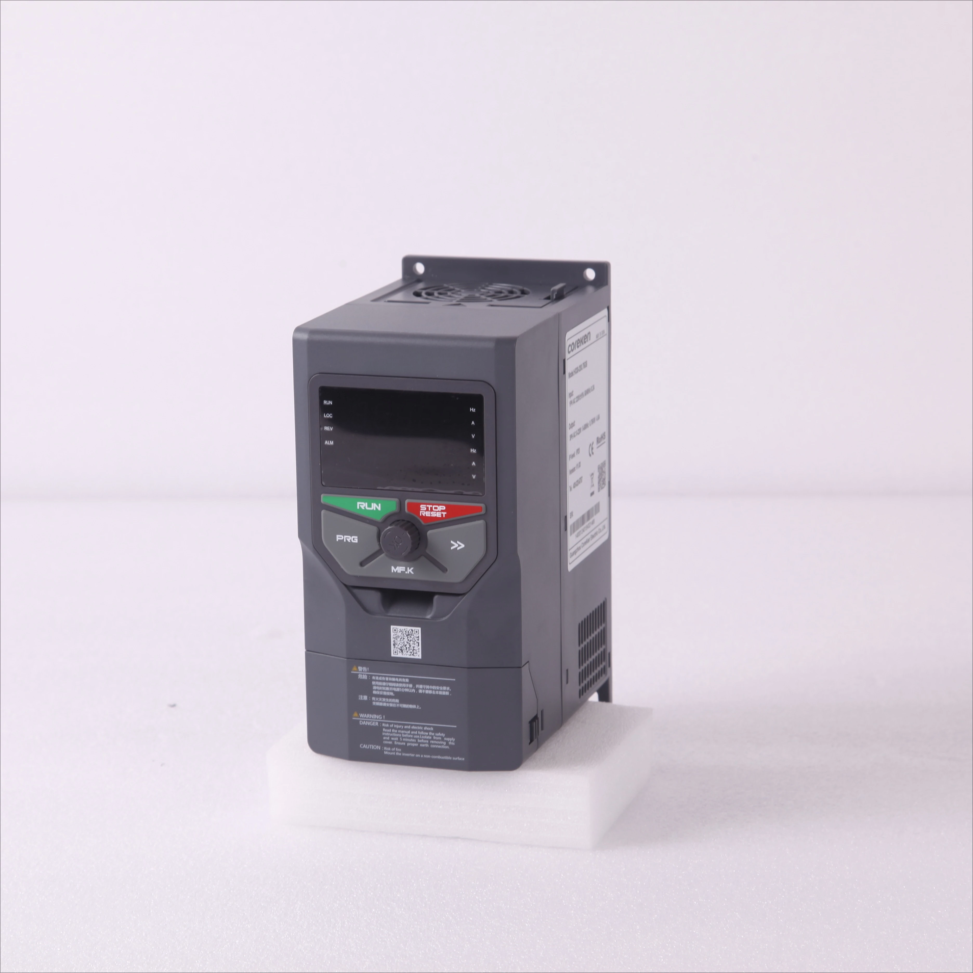 High Performance 750w 1500w 2200w 220v/380v Single/Three-Phase Vfd Drive Frequency Inverter Vector Control Well-Priced